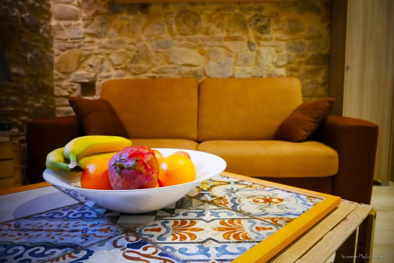 בנוונטו B&B Al Teatro Romano מראה חיצוני תמונה